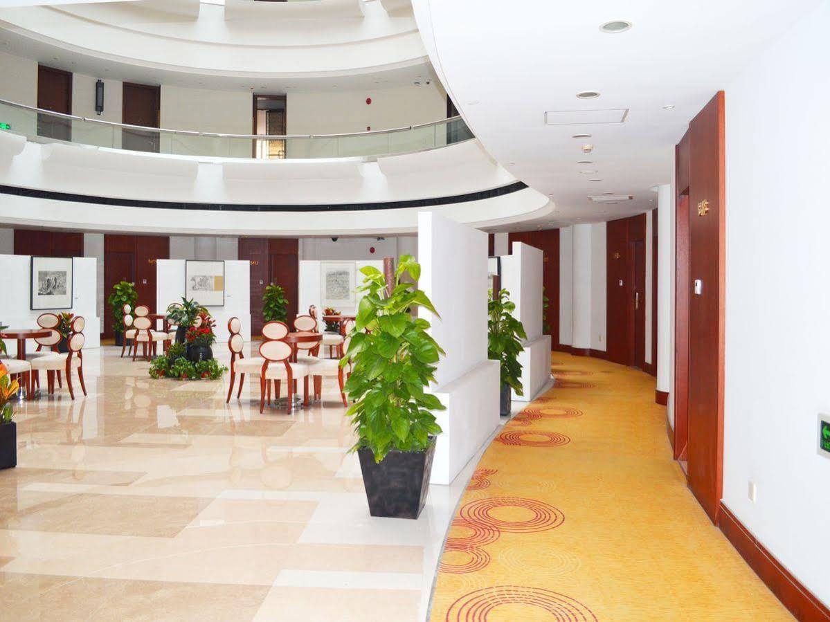 Noble Center Hotel Shanghai Exteriör bild